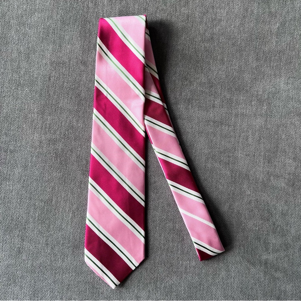 NWT Brooks Brothers Pink Striped Silk Tie‎ Regular